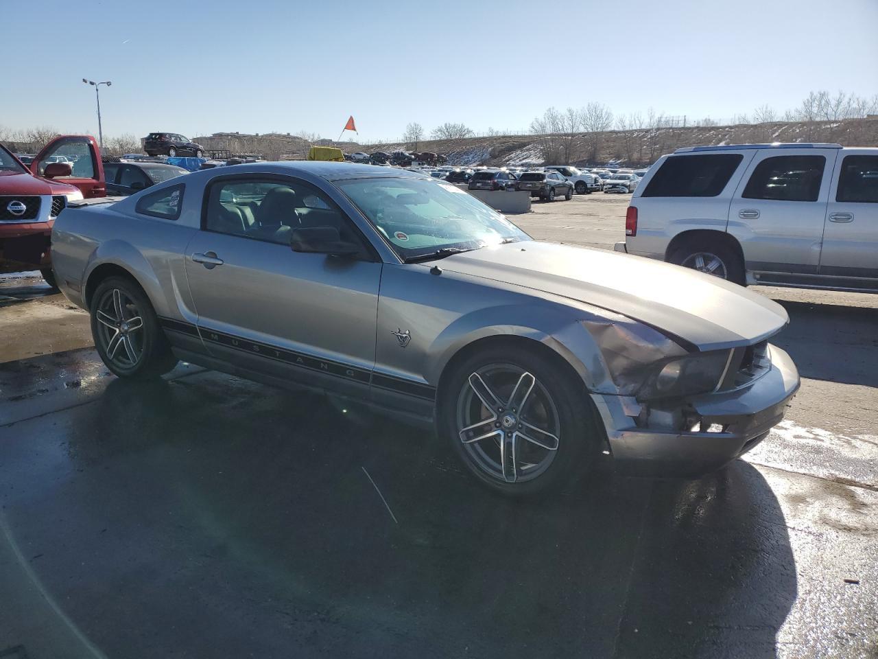 Photo 3 VIN: 1ZVHT80N395100062 - FORD MUSTANG 