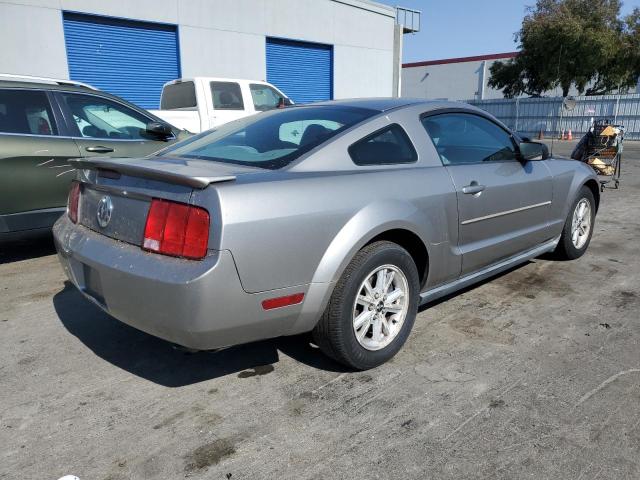 Photo 2 VIN: 1ZVHT80N485174993 - FORD MUSTANG 