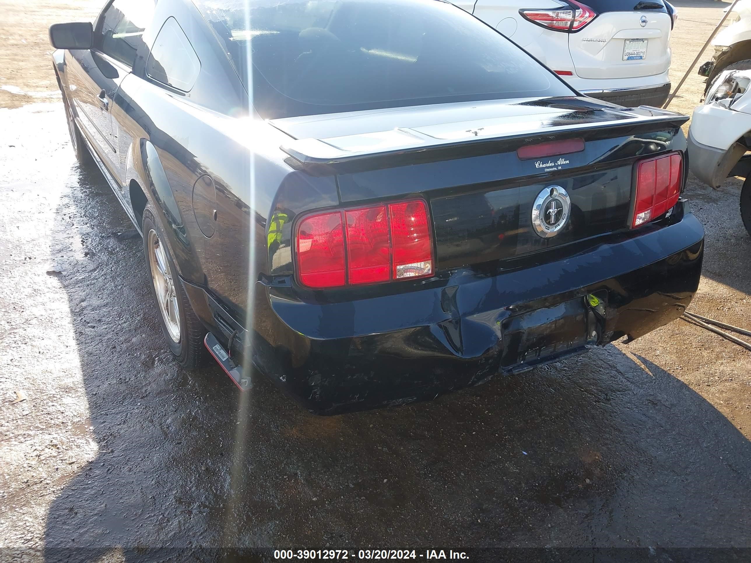 Photo 5 VIN: 1ZVHT80N585201263 - FORD MUSTANG 