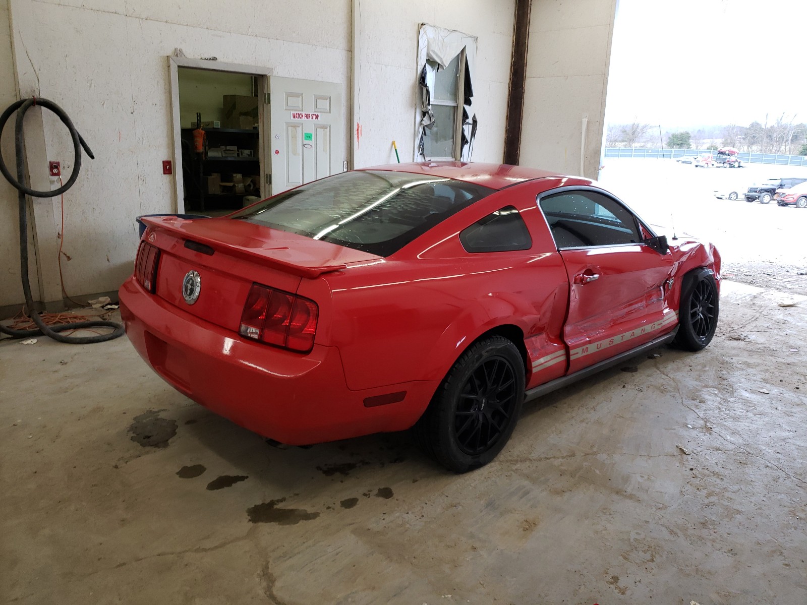 Photo 3 VIN: 1ZVHT80N595111936 - FORD MUSTANG 