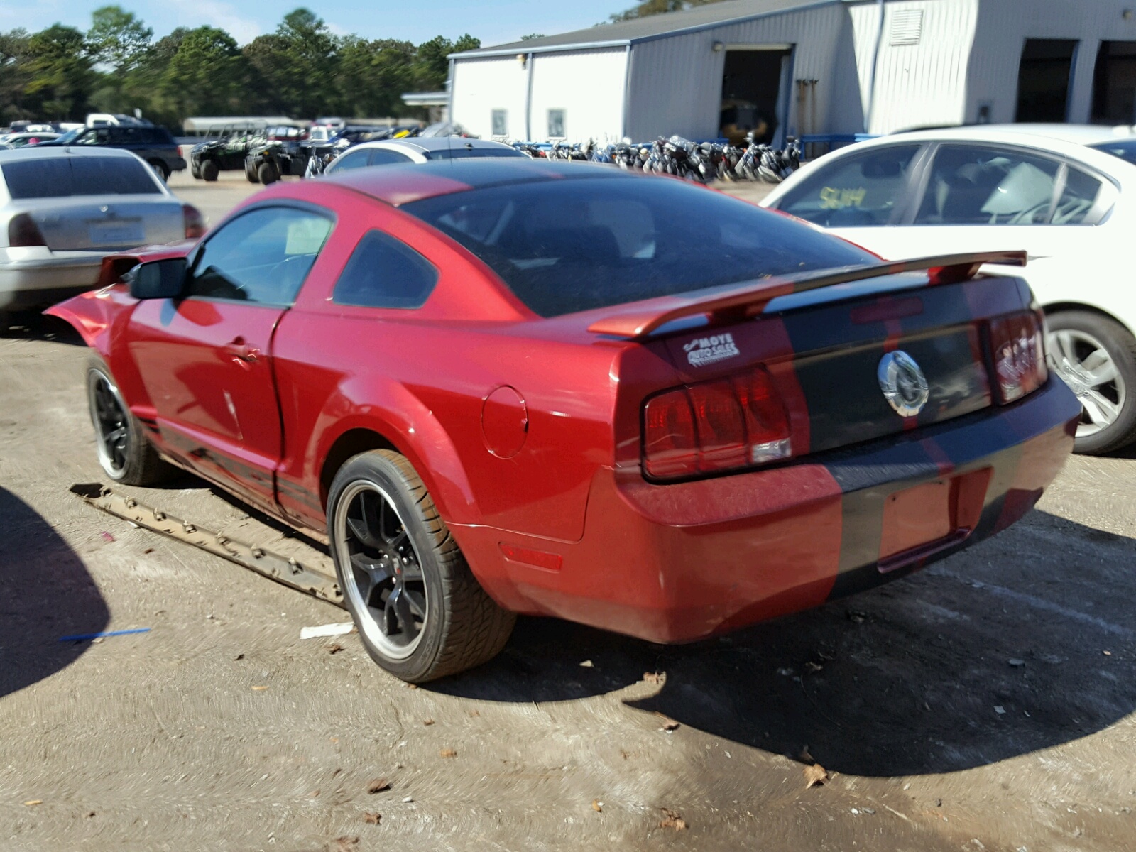 Photo 2 VIN: 1ZVHT80N755253411 - FORD MUSTANG 