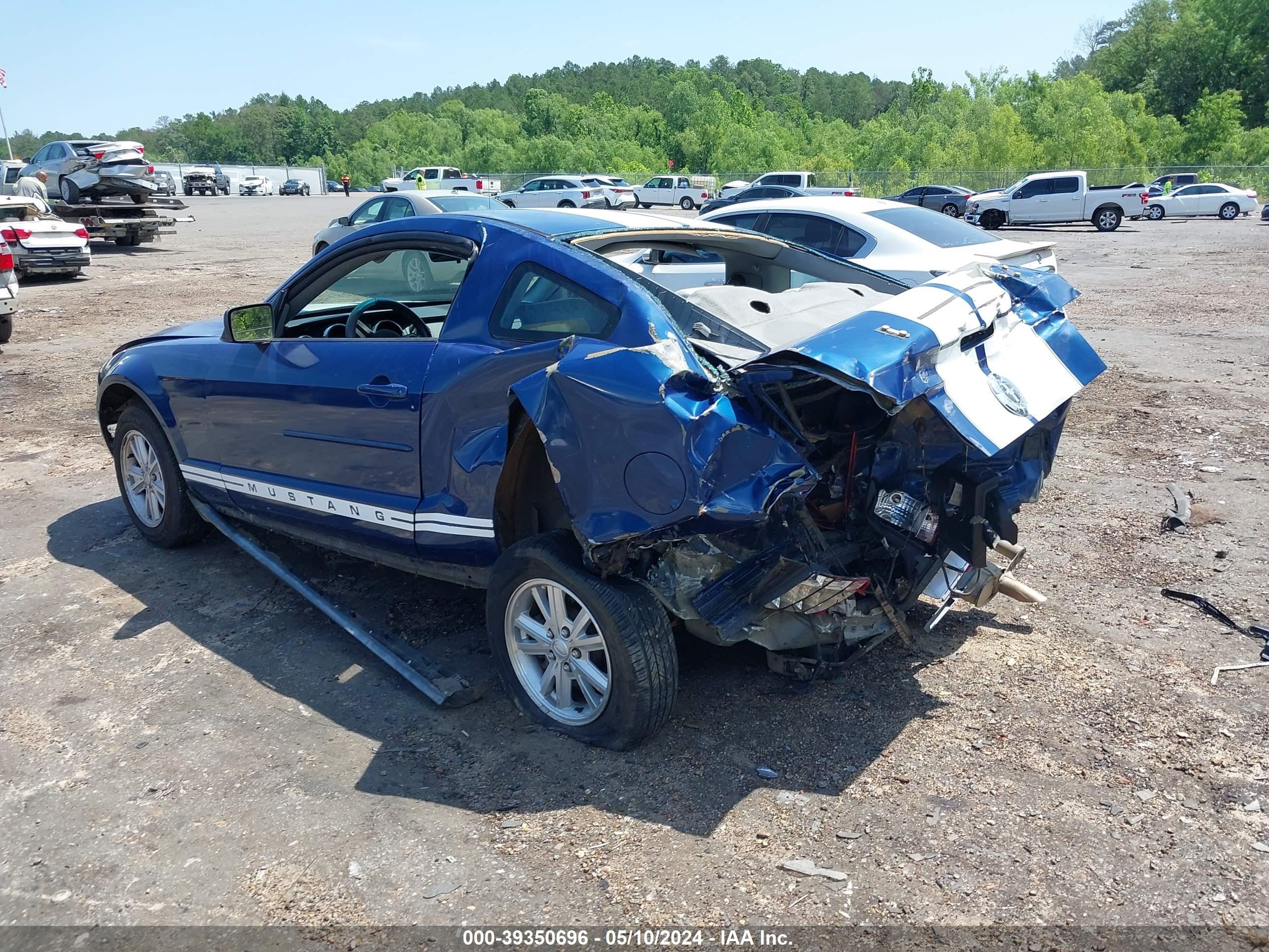 Photo 2 VIN: 1ZVHT80N785167620 - FORD MUSTANG 