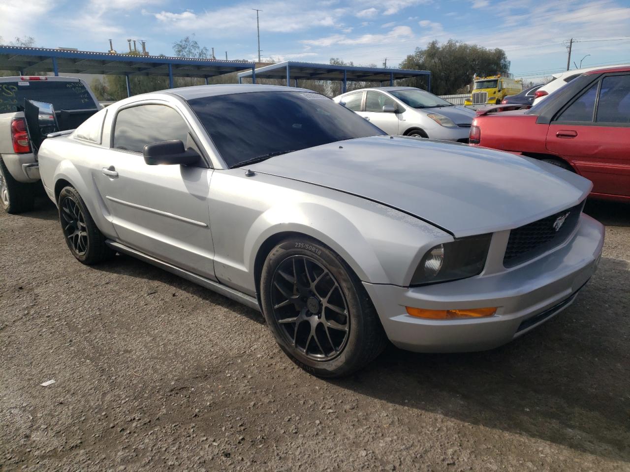 Photo 3 VIN: 1ZVHT80N785196678 - FORD MUSTANG 