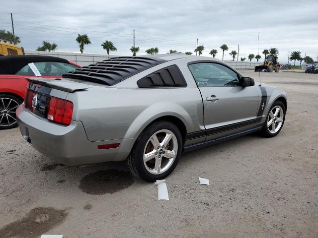 Photo 2 VIN: 1ZVHT80NX85168020 - FORD MUSTANG 