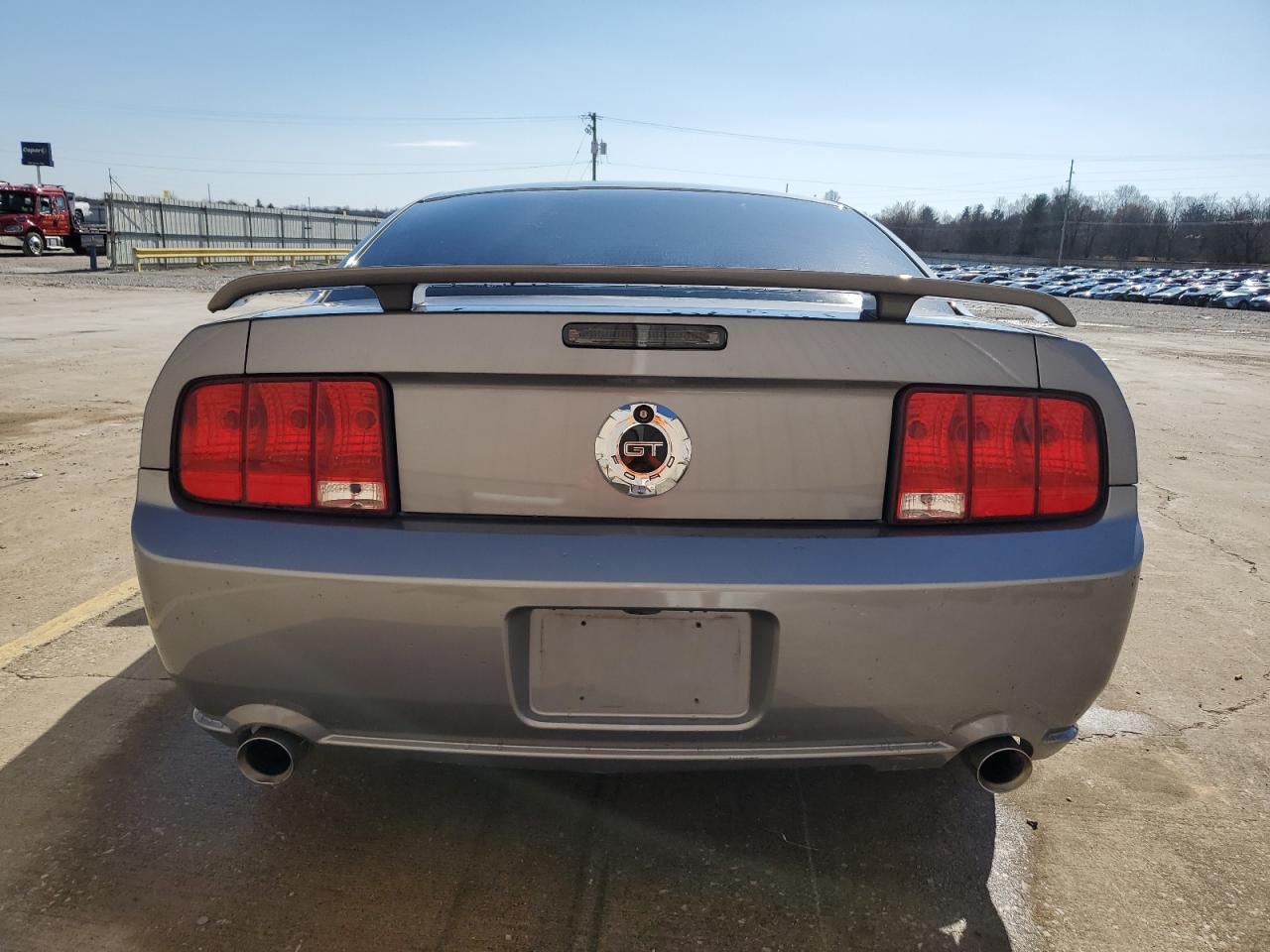 Photo 5 VIN: 1ZVHT82H065173487 - FORD MUSTANG 