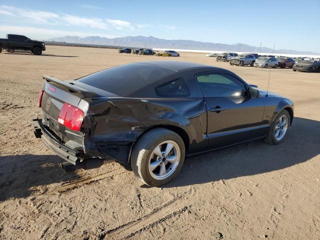 Photo 2 VIN: 1ZVHT82H185166082 - FORD MUSTANG GT 