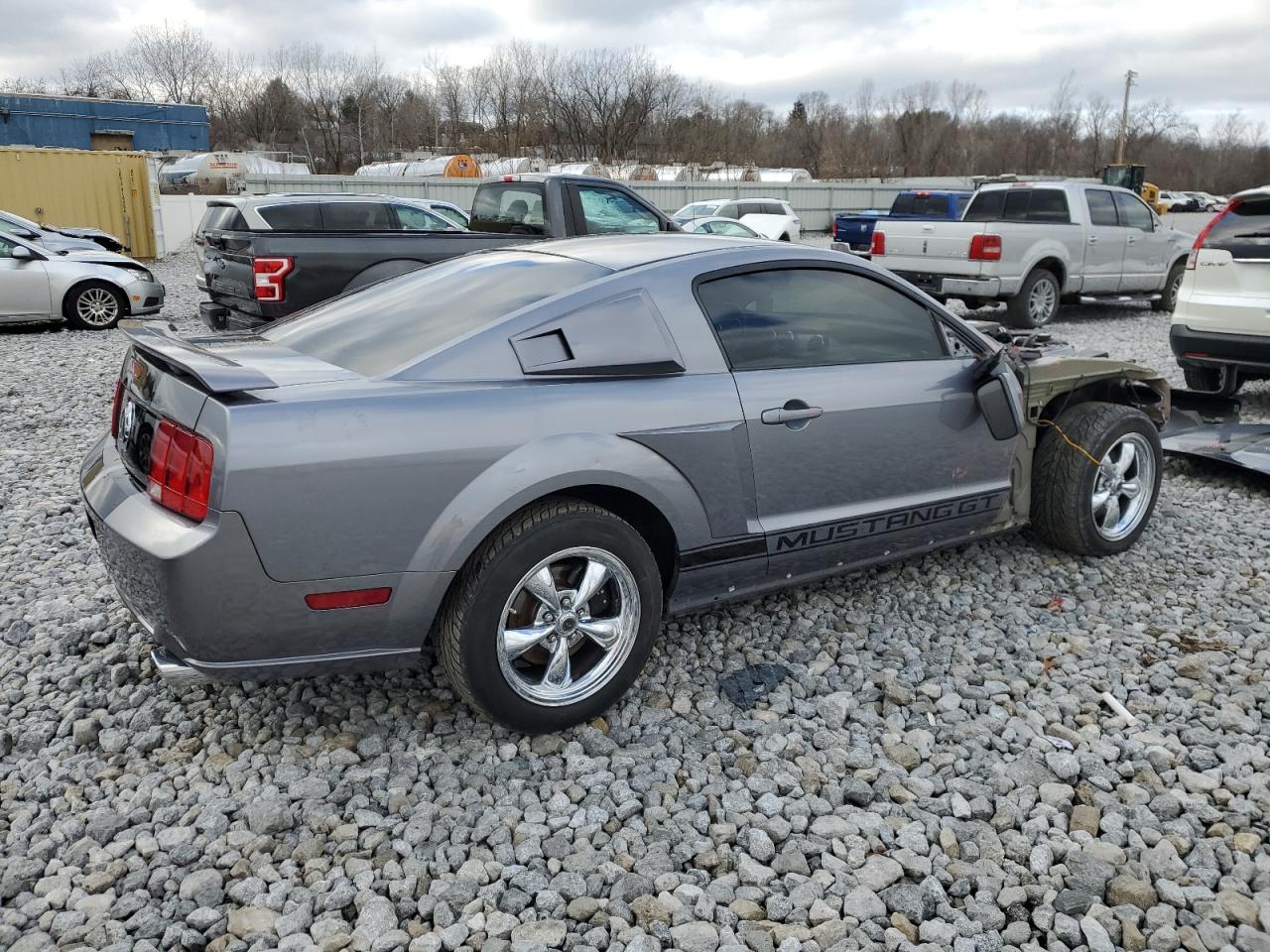 Photo 2 VIN: 1ZVHT82H275242777 - FORD MUSTANG 