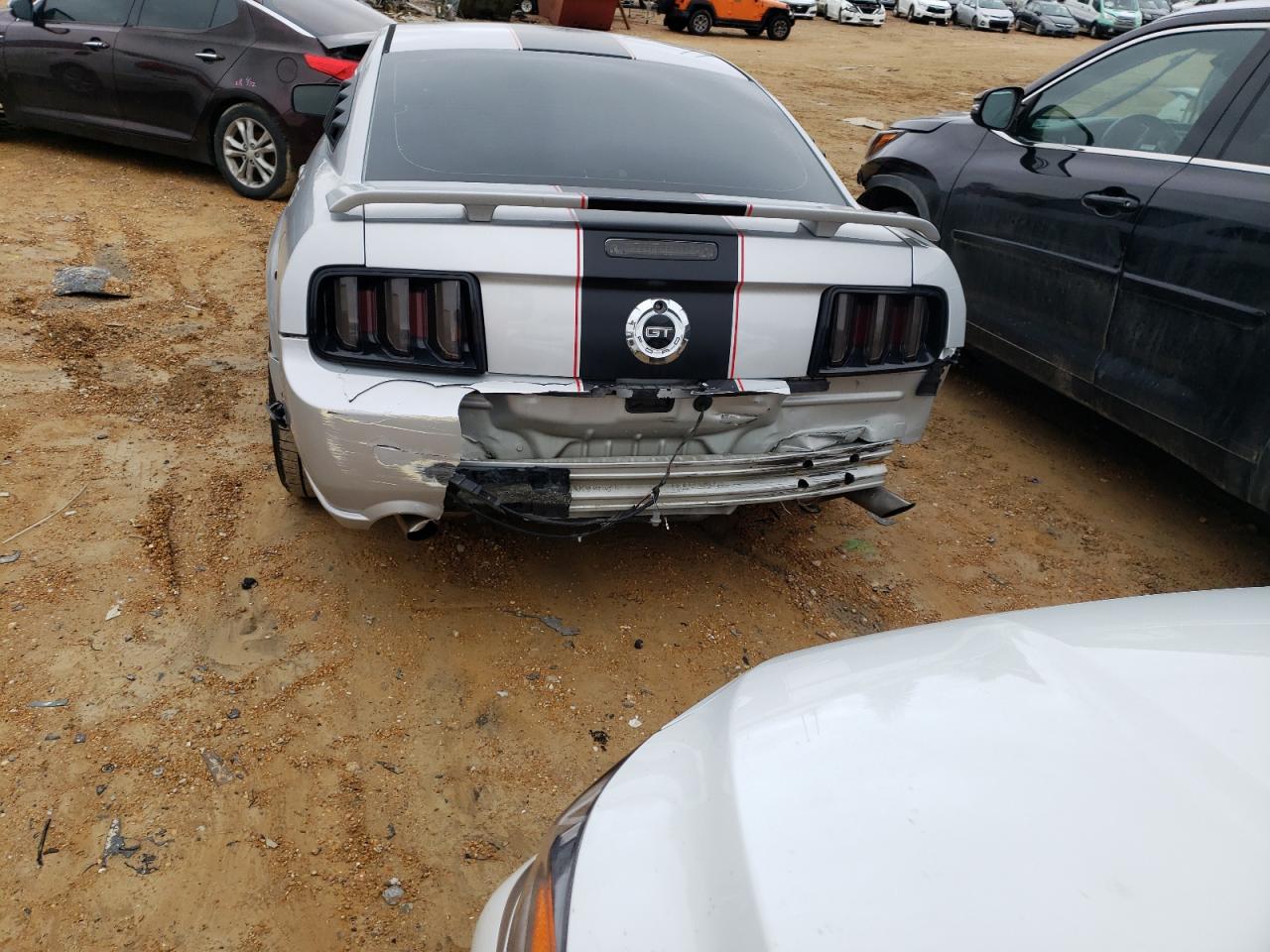 Photo 5 VIN: 1ZVHT82H365148728 - FORD MUSTANG 