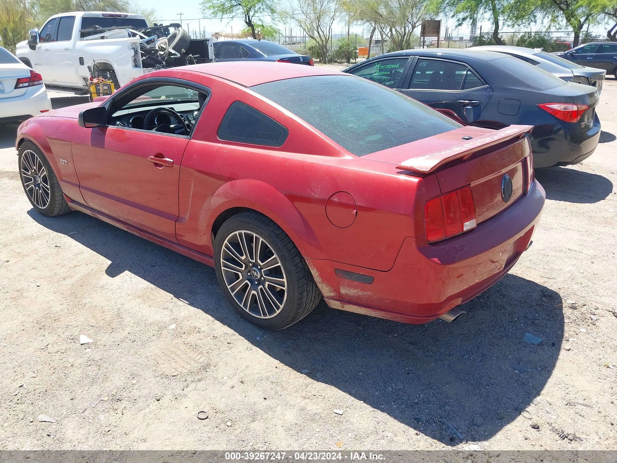 Photo 2 VIN: 1ZVHT82H485128989 - FORD MUSTANG 