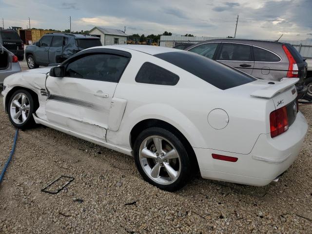 Photo 1 VIN: 1ZVHT82H485182485 - FORD MUSTANG 