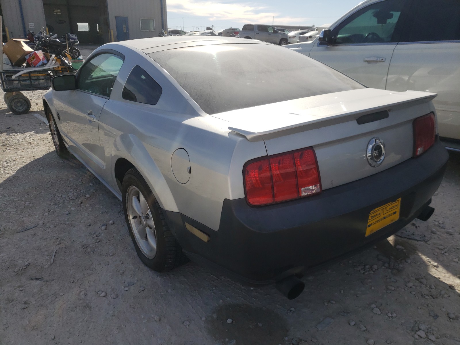 Photo 2 VIN: 1ZVHT82H495123809 - FORD MUSTANG GT 