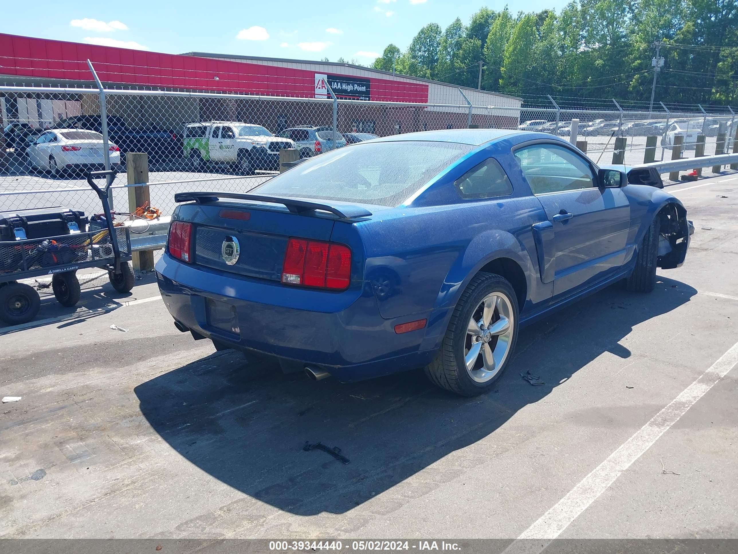 Photo 3 VIN: 1ZVHT82H595130509 - FORD MUSTANG 