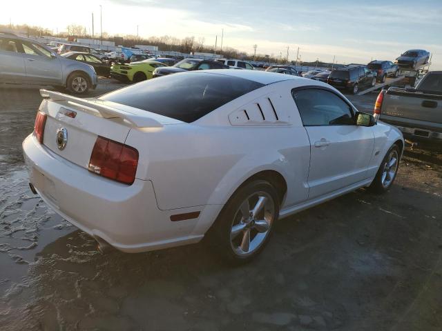 Photo 2 VIN: 1ZVHT82H685161606 - FORD MUSTANG 