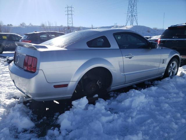 Photo 2 VIN: 1ZVHT82H695131281 - FORD MUSTANG 