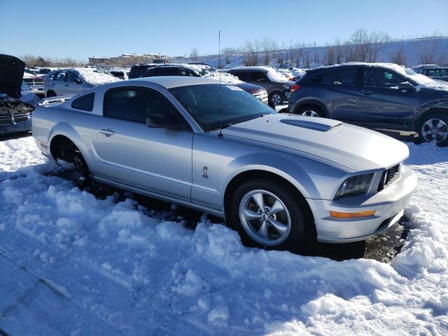 Photo 3 VIN: 1ZVHT82H695131281 - FORD MUSTANG 