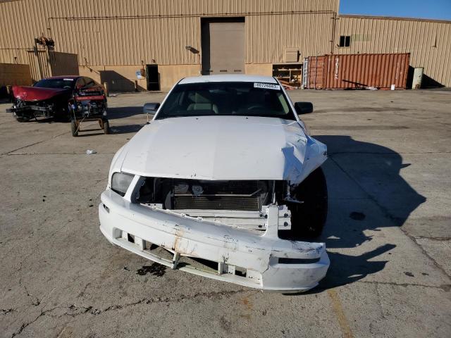 Photo 4 VIN: 1ZVHT82HX95127315 - FORD ALL MODELS 