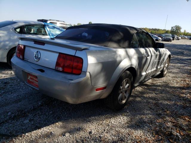 Photo 2 VIN: 1ZVHT84N095108596 - FORD MUSTANG 