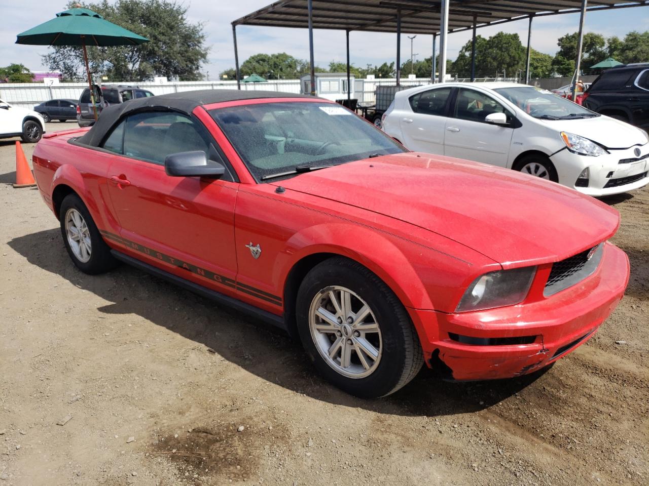 Photo 3 VIN: 1ZVHT84N195104265 - FORD MUSTANG 