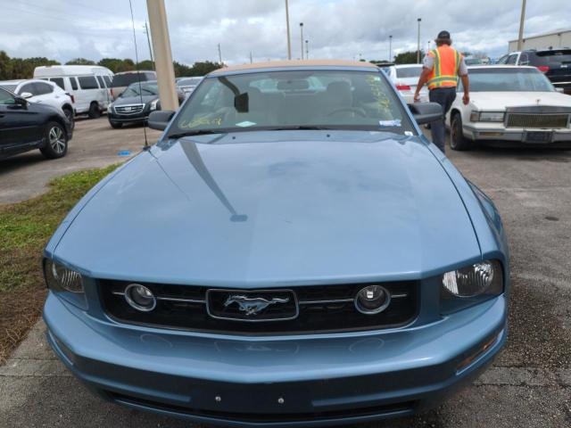 Photo 4 VIN: 1ZVHT84N265130031 - FORD MUSTANG 