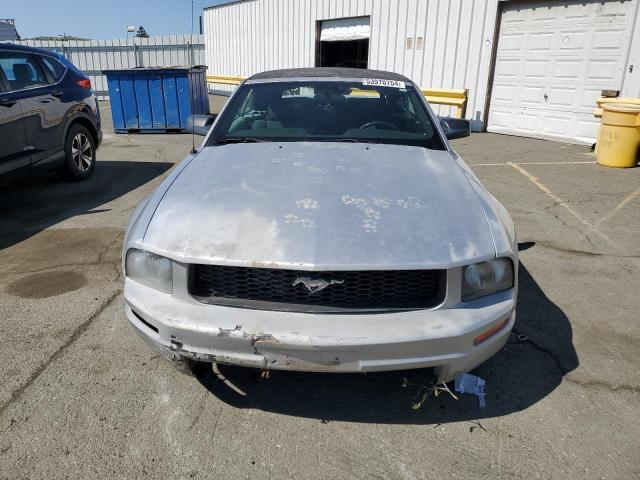 Photo 4 VIN: 1ZVHT84N295115632 - FORD MUSTANG 