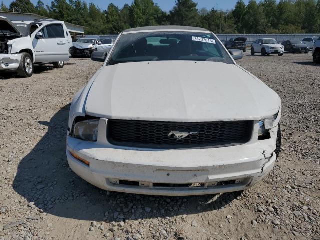 Photo 4 VIN: 1ZVHT84N455240142 - FORD MUSTANG 