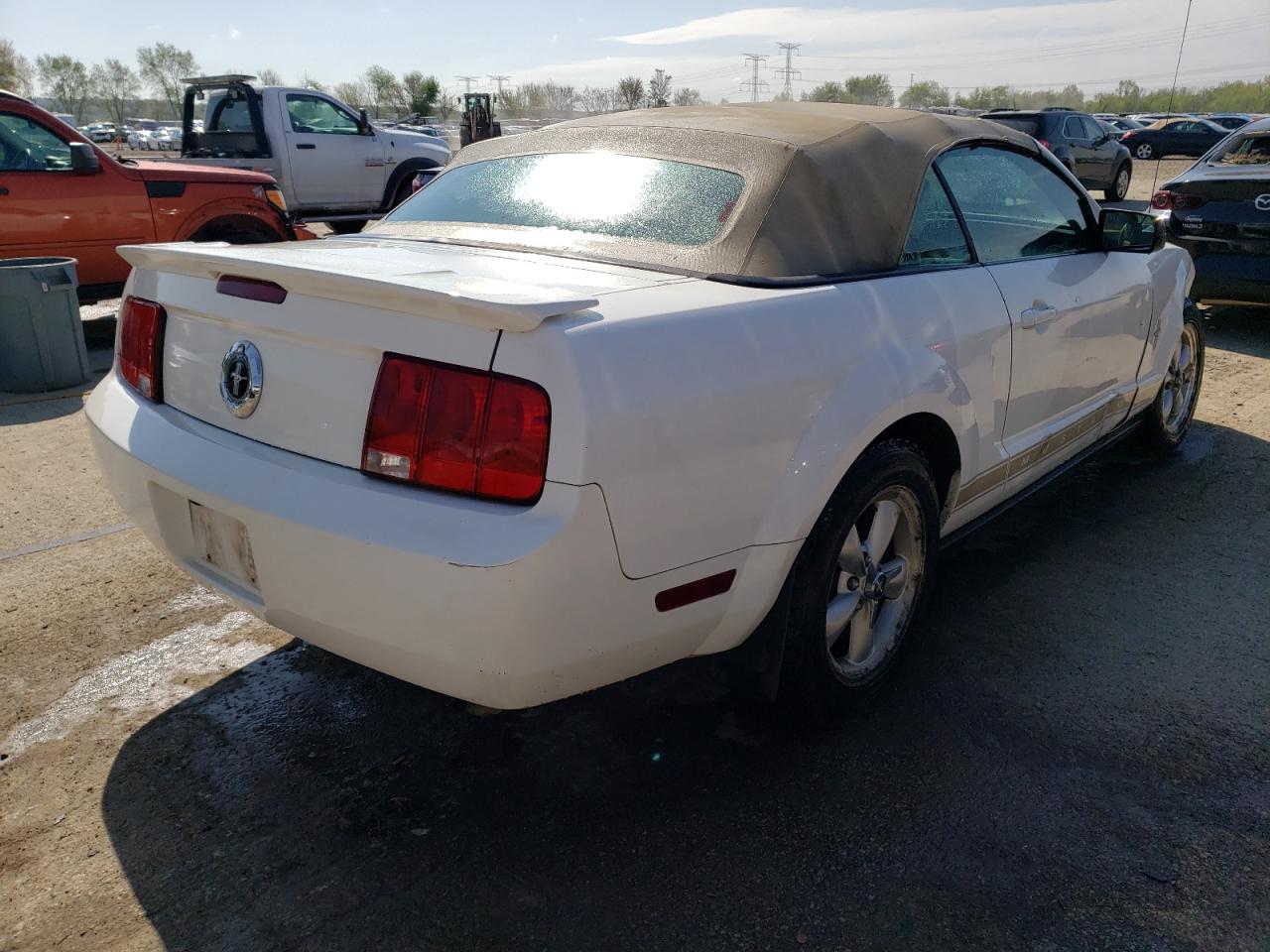 Photo 2 VIN: 1ZVHT84N475362096 - FORD MUSTANG 