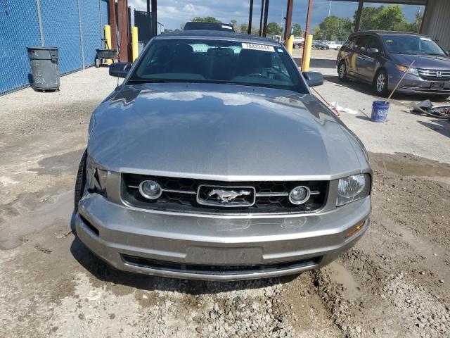 Photo 4 VIN: 1ZVHT84N495127202 - FORD MUSTANG 