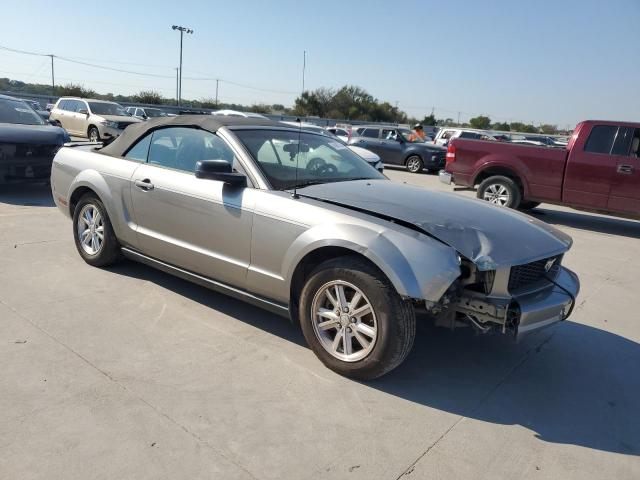 Photo 3 VIN: 1ZVHT84N585134559 - FORD MUSTANG 