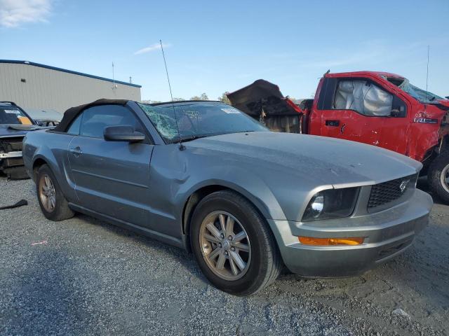 Photo 3 VIN: 1ZVHT84N785155381 - FORD MUSTANG 