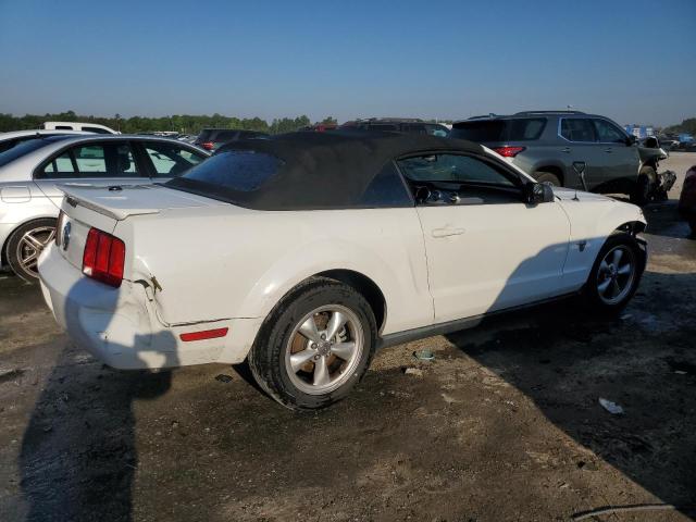 Photo 2 VIN: 1ZVHT84N795132457 - FORD MUSTANG 