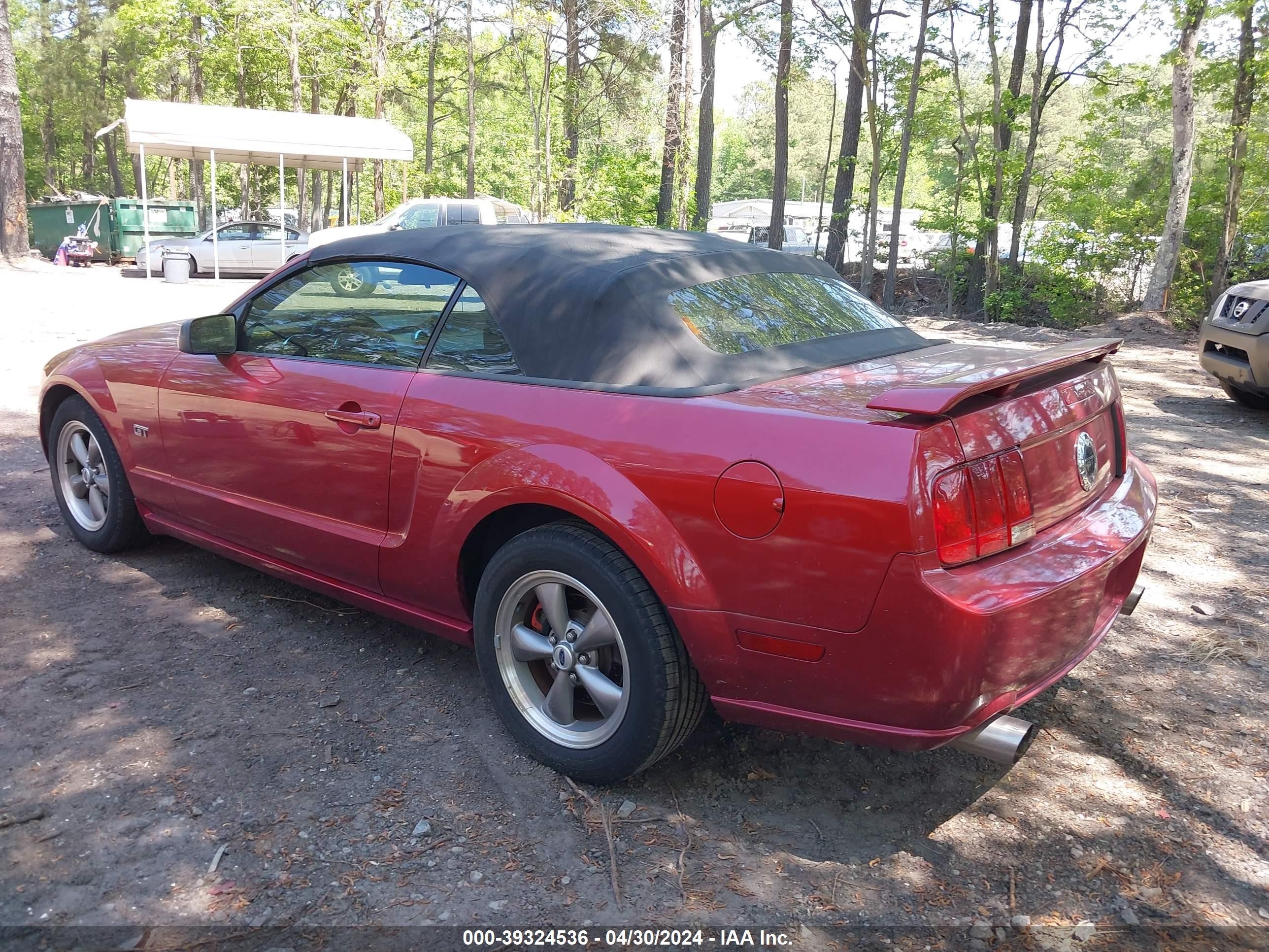 Photo 2 VIN: 1ZVHT85H265165306 - FORD MUSTANG 