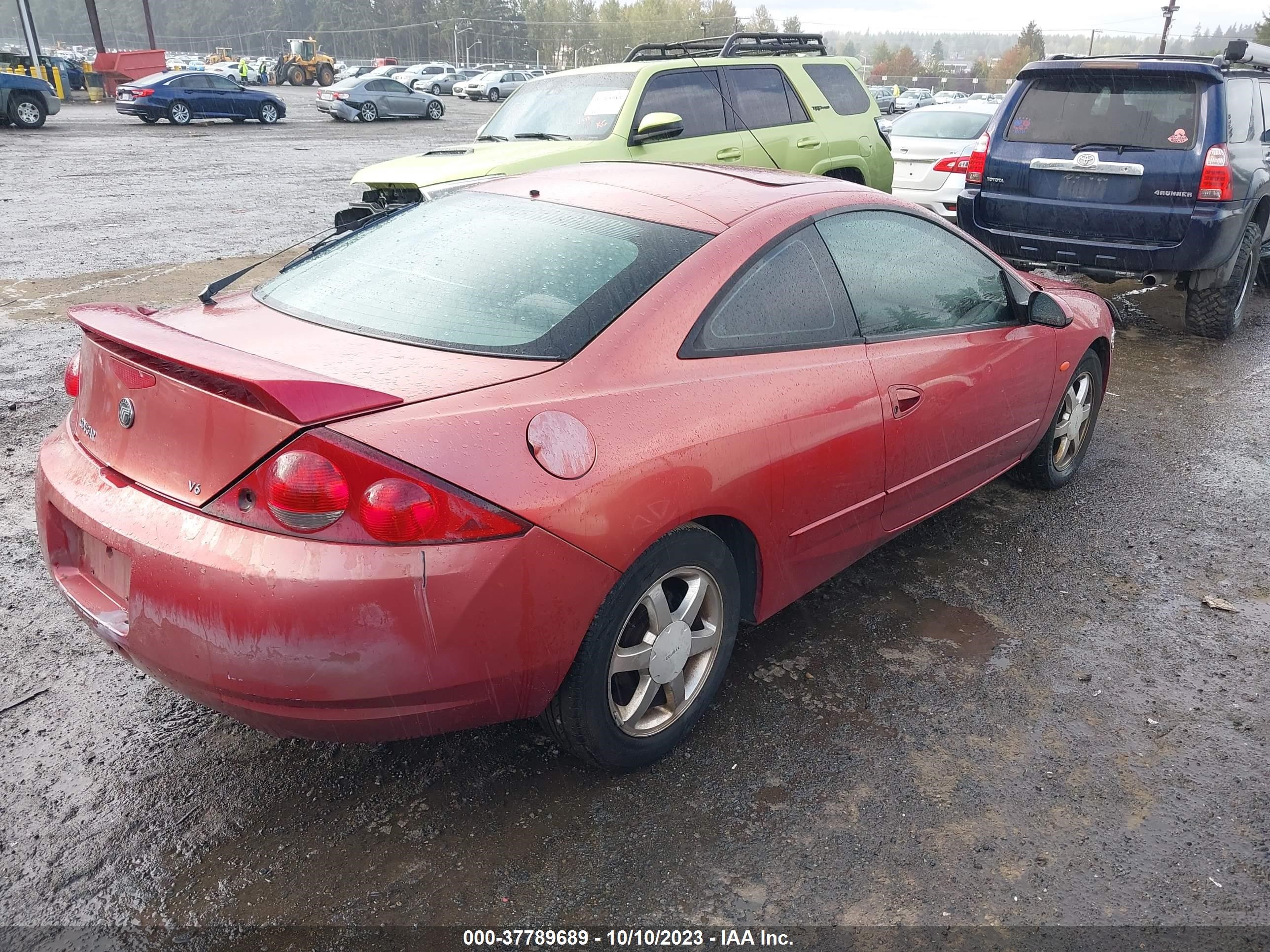 Photo 3 VIN: 1ZWFT61L0X5755149 - MERCURY COUGAR 