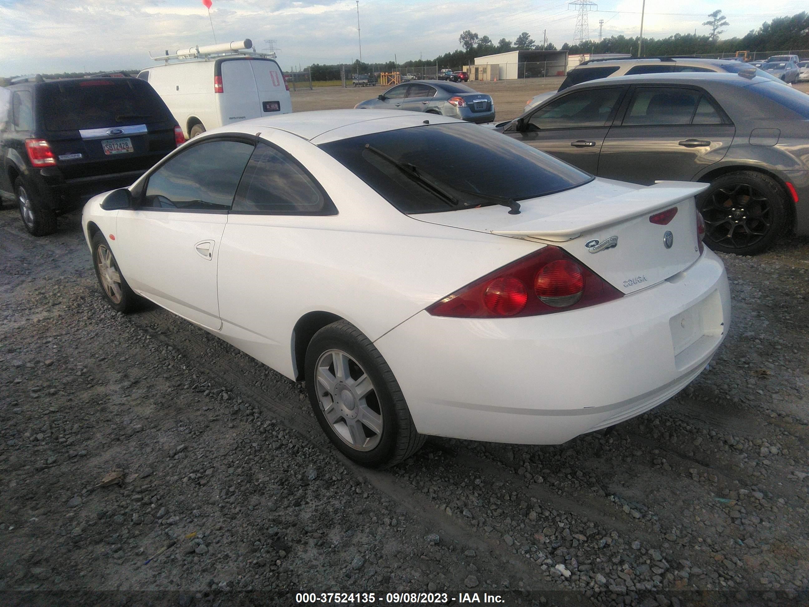 Photo 2 VIN: 1ZWFT61L315602952 - MERCURY COUGAR 