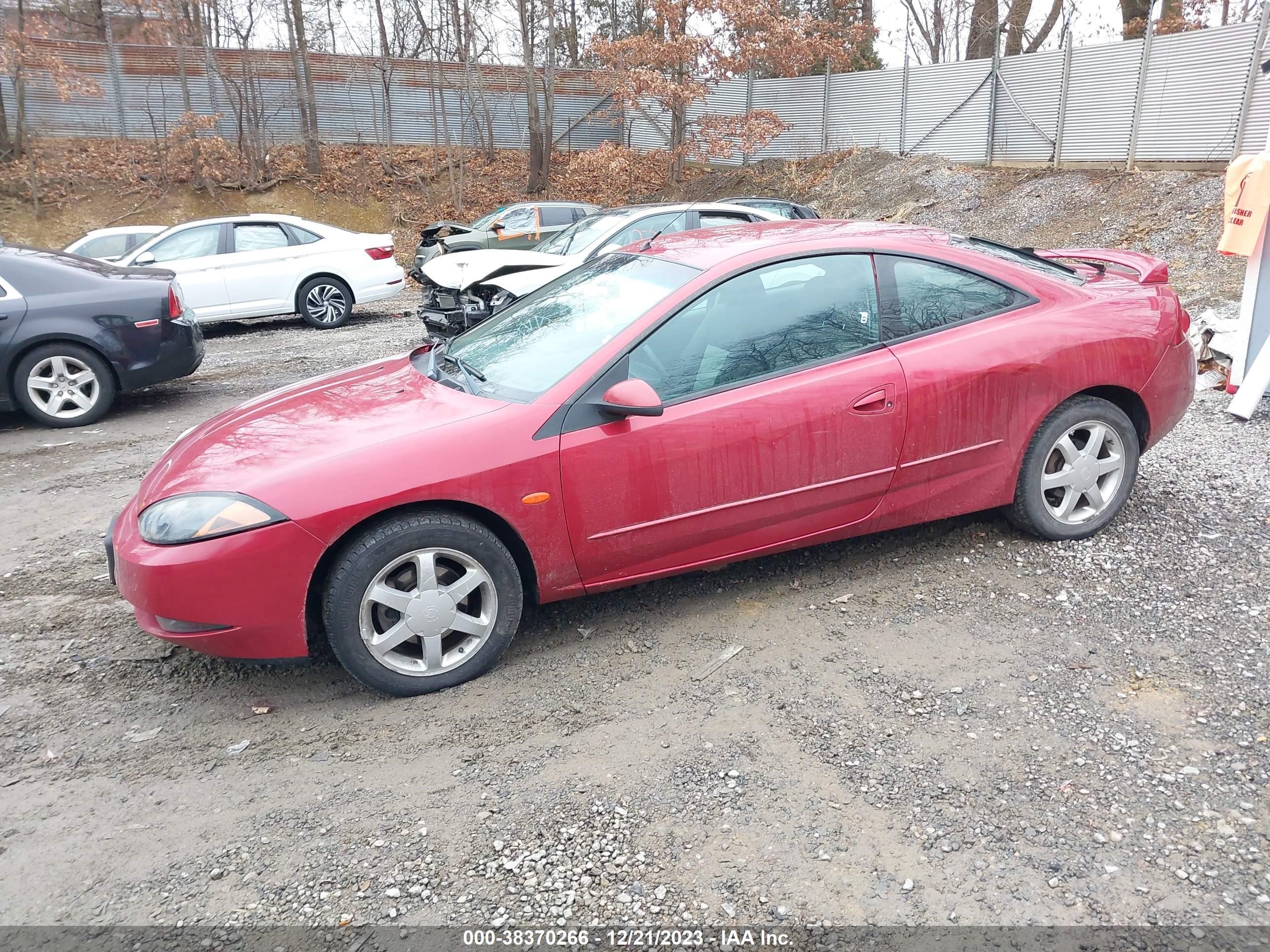 Photo 1 VIN: 1ZWFT61L4Y5646131 - MERCURY COUGAR 