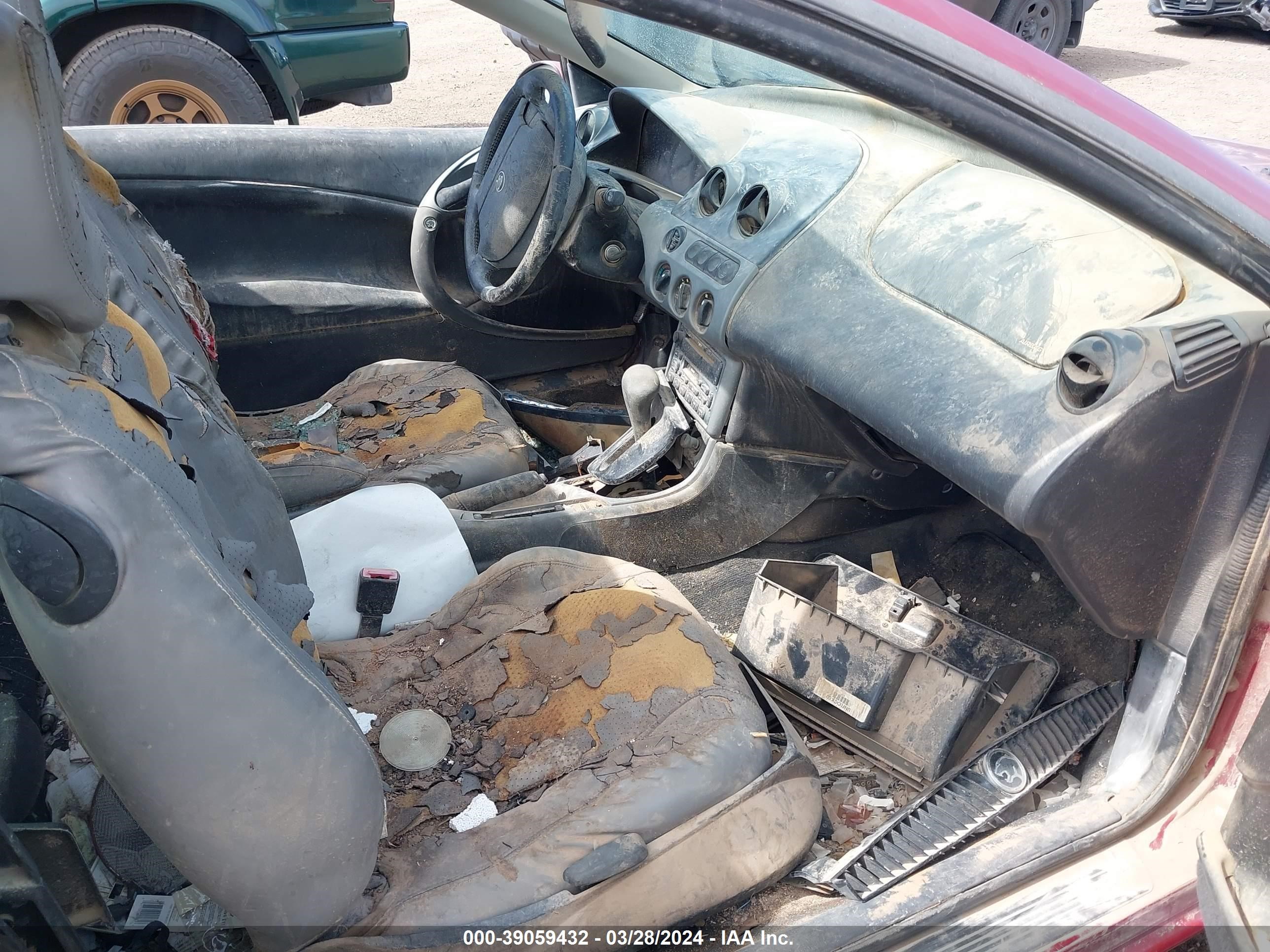 Photo 4 VIN: 1ZWFT61L6Y5619576 - MERCURY COUGAR 