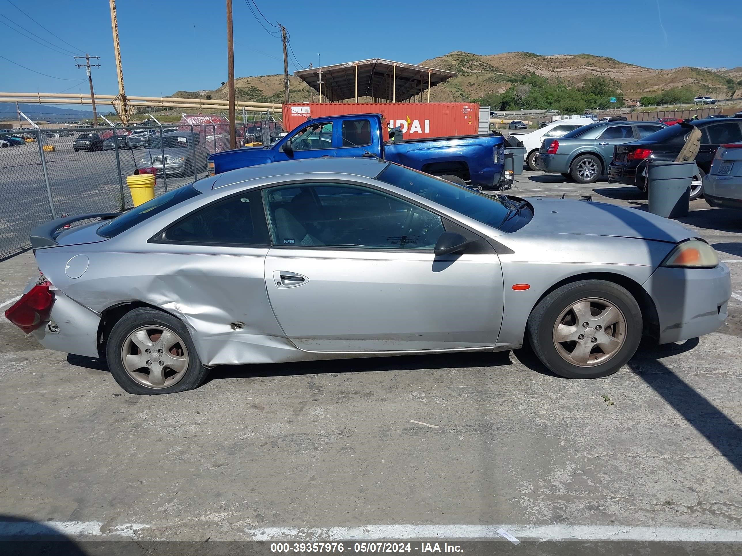 Photo 12 VIN: 1ZWFT61L715624260 - MERCURY COUGAR 