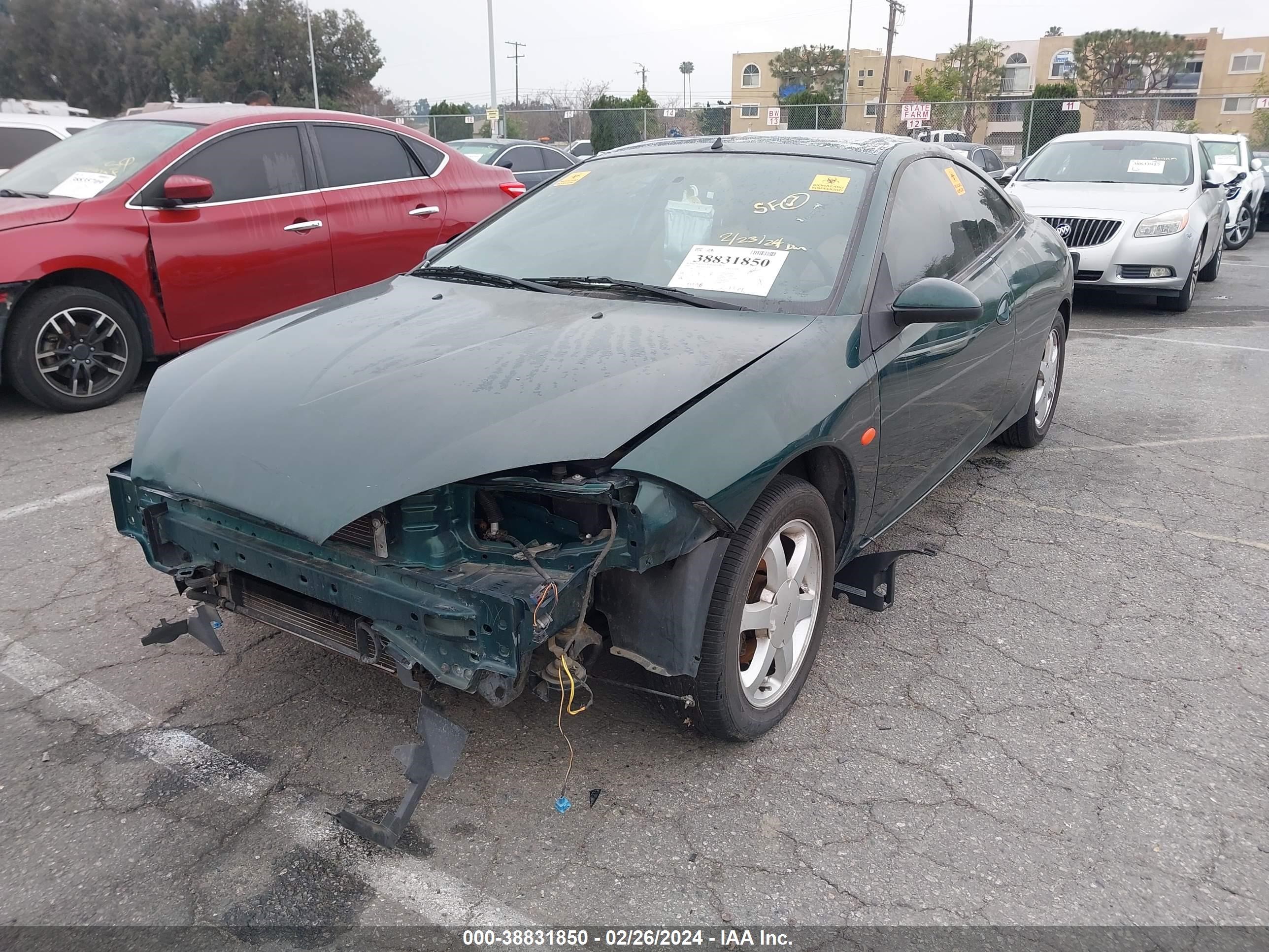 Photo 1 VIN: 1ZWHT61L1X5676453 - MERCURY COUGAR 