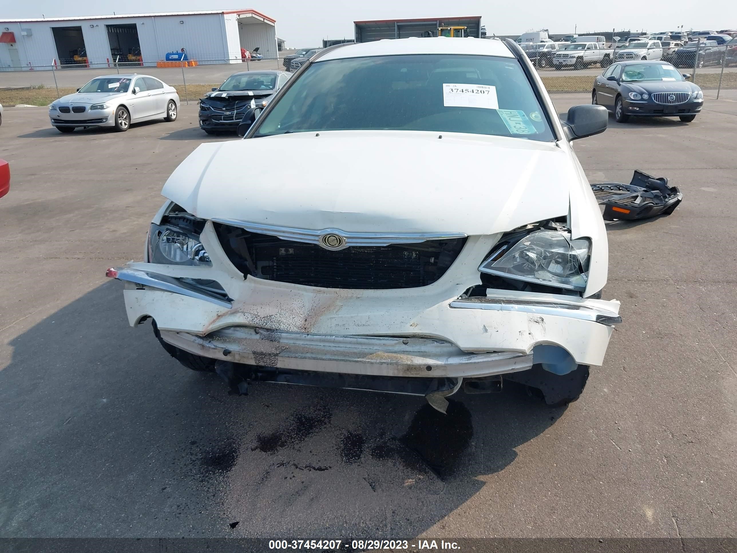 Photo 12 VIN: 2A4GF68436R672747 - CHRYSLER PACIFICA 