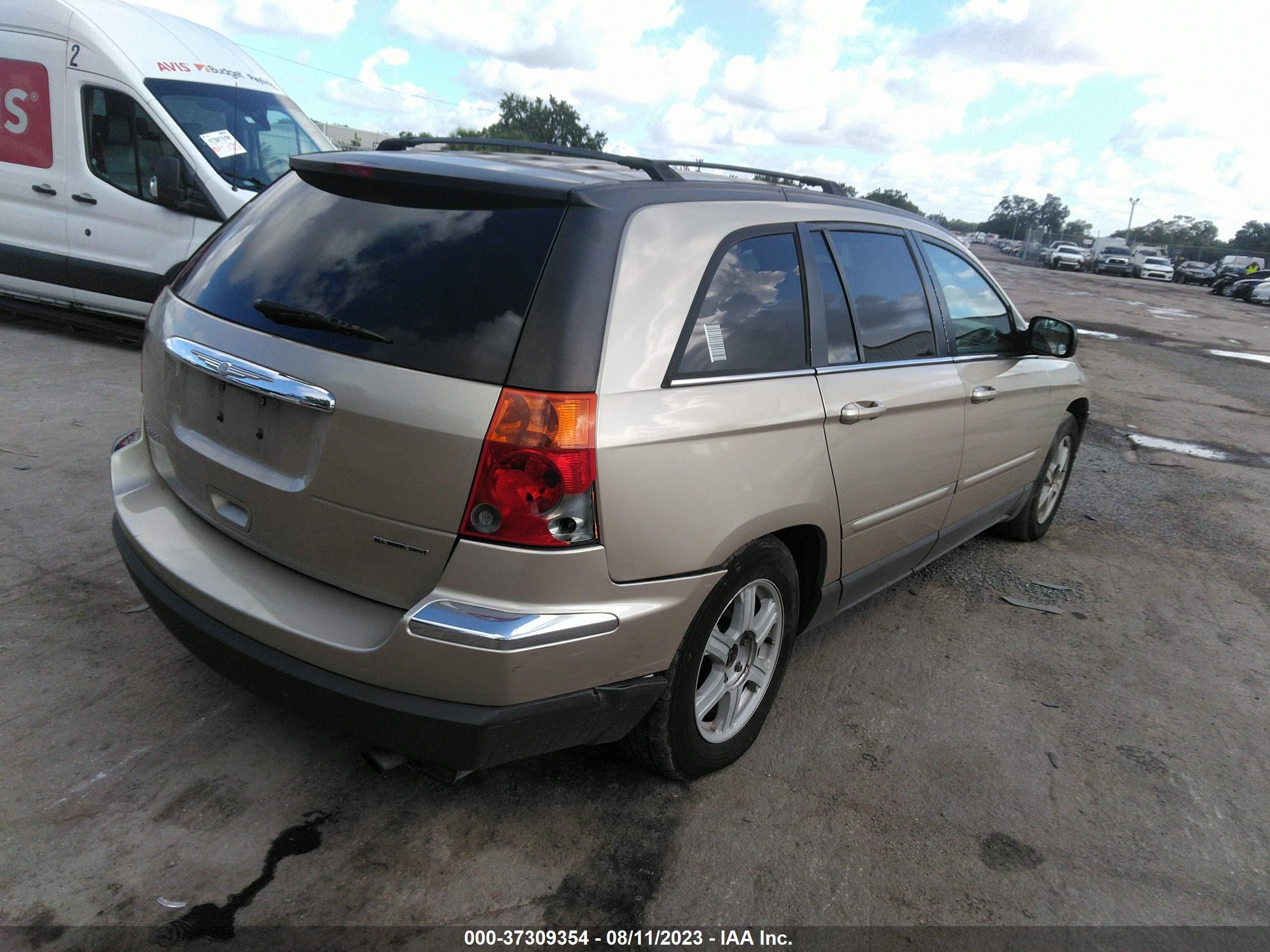 Photo 3 VIN: 2A4GF68486R734336 - CHRYSLER PACIFICA 