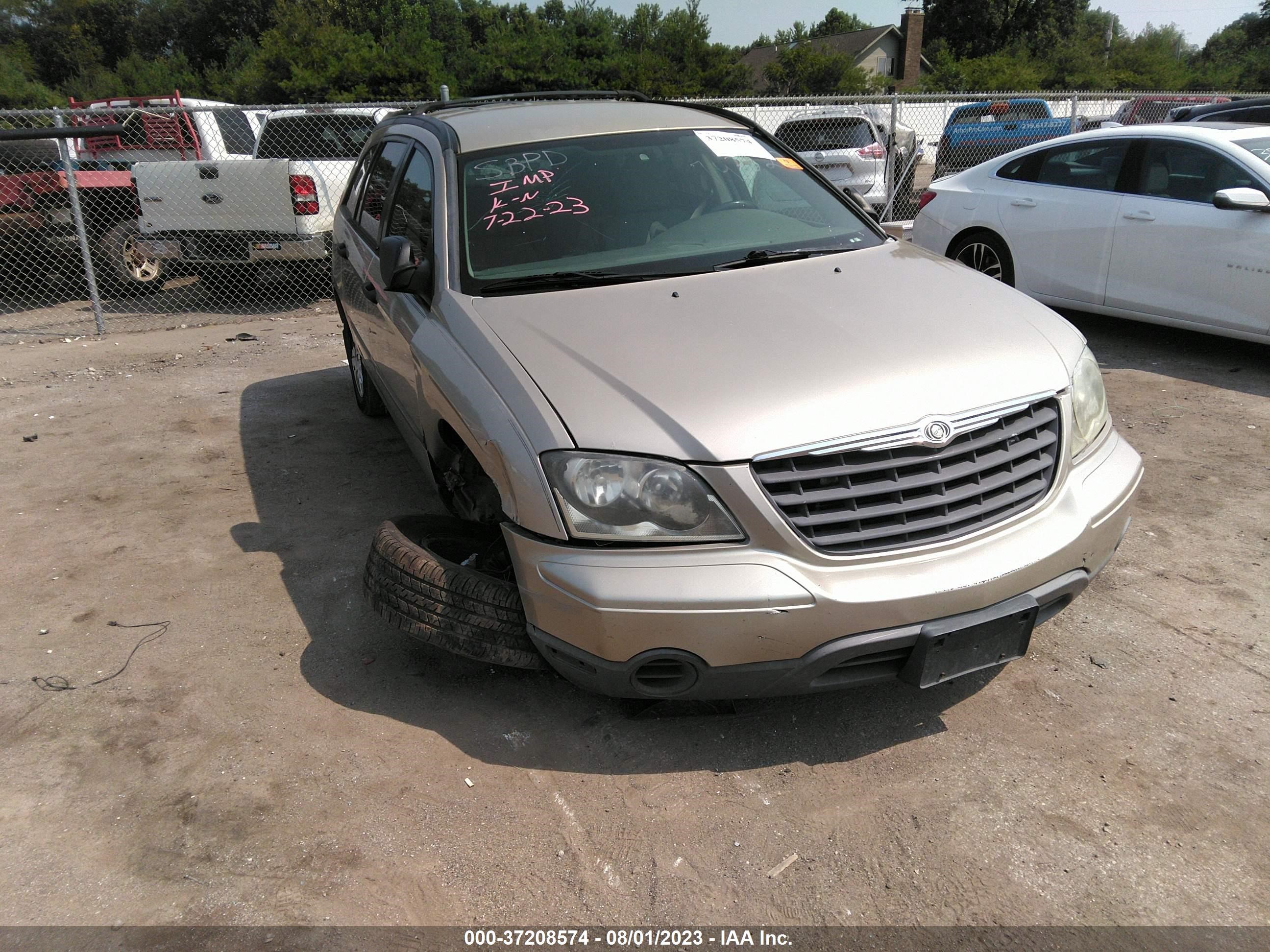 Photo 0 VIN: 2A4GM48406R743820 - CHRYSLER PACIFICA 