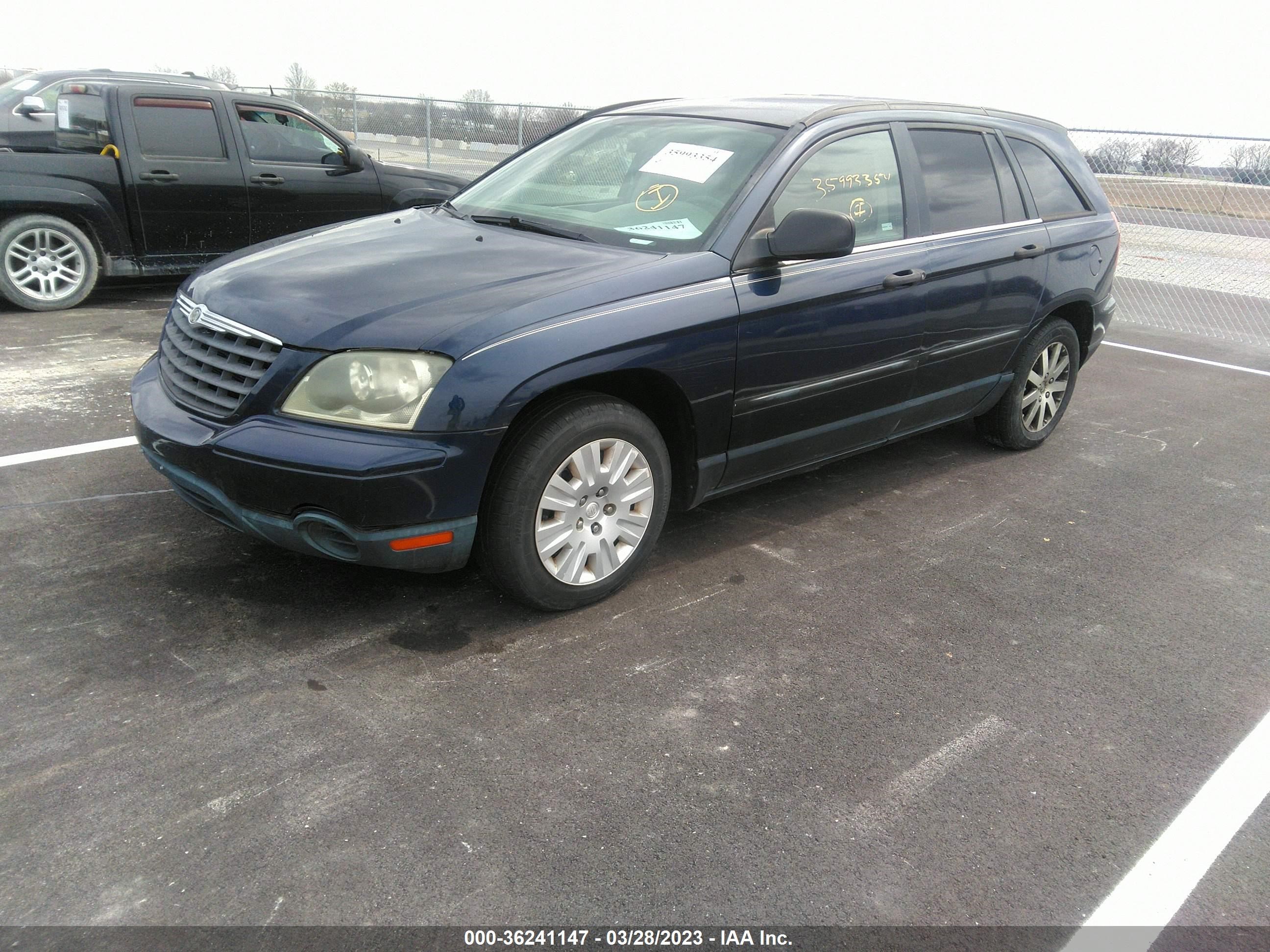 Photo 1 VIN: 2A4GM48426R720569 - CHRYSLER PACIFICA 