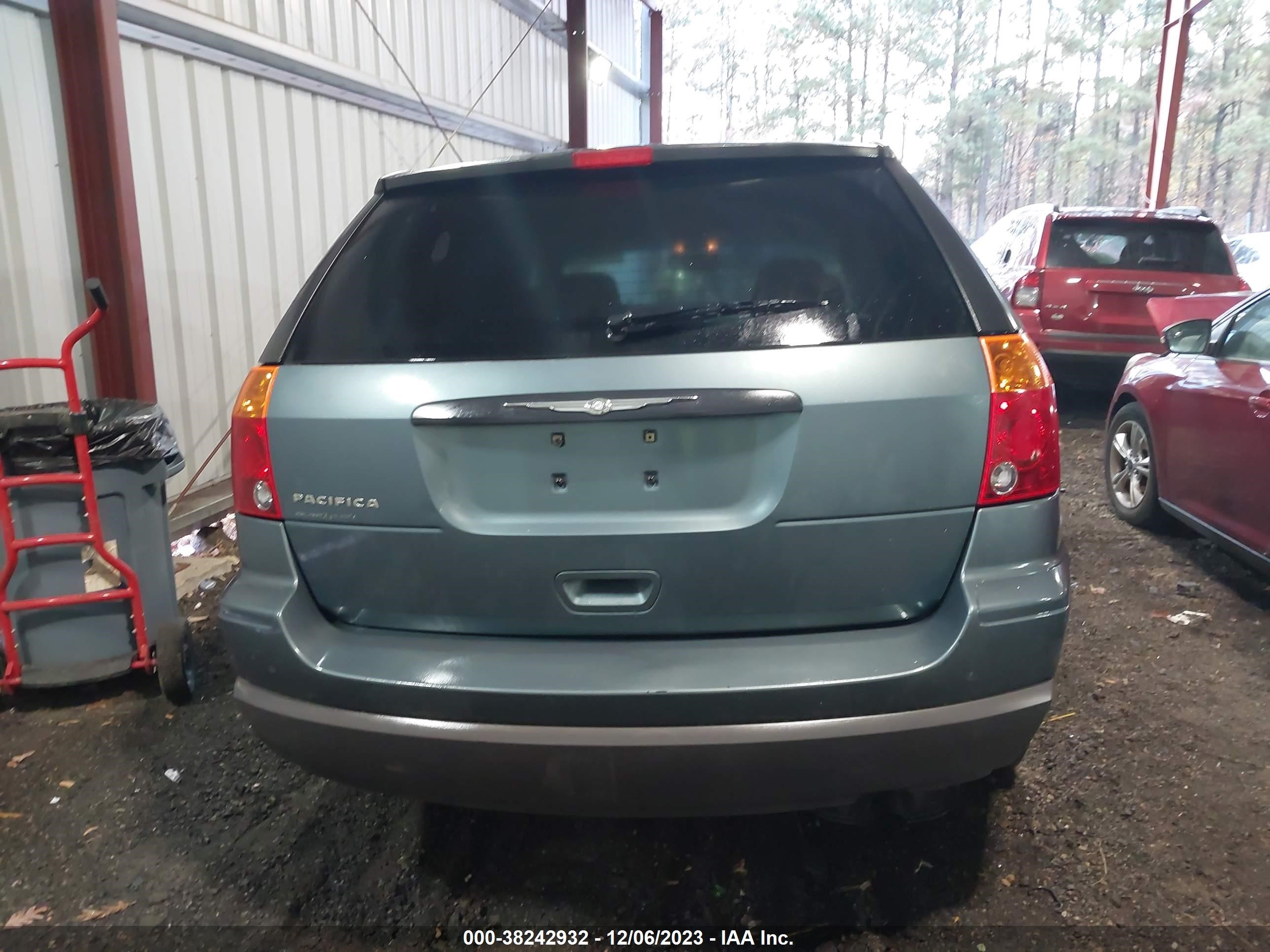 Photo 15 VIN: 2A4GM48436R683371 - CHRYSLER PACIFICA 