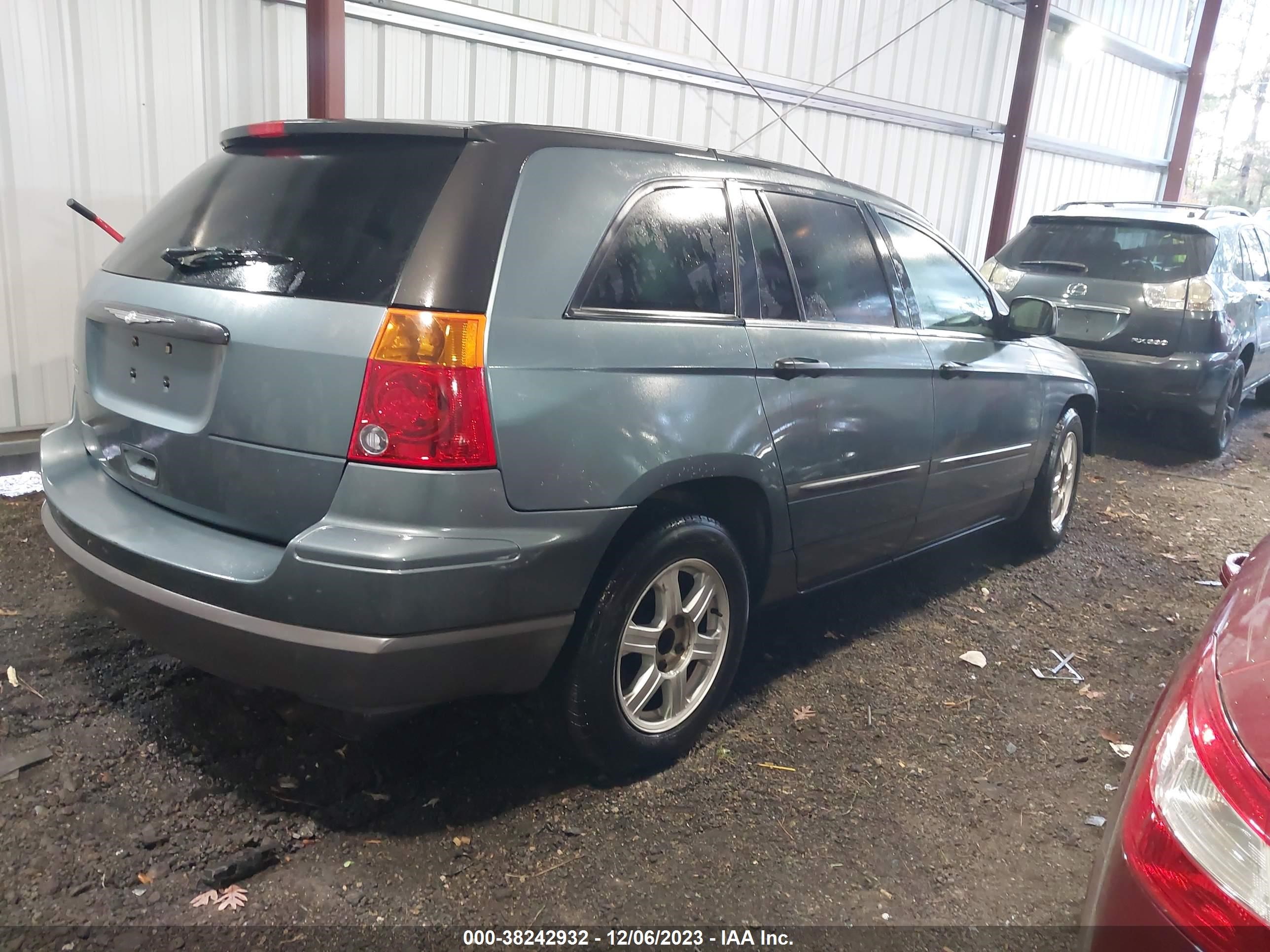 Photo 3 VIN: 2A4GM48436R683371 - CHRYSLER PACIFICA 