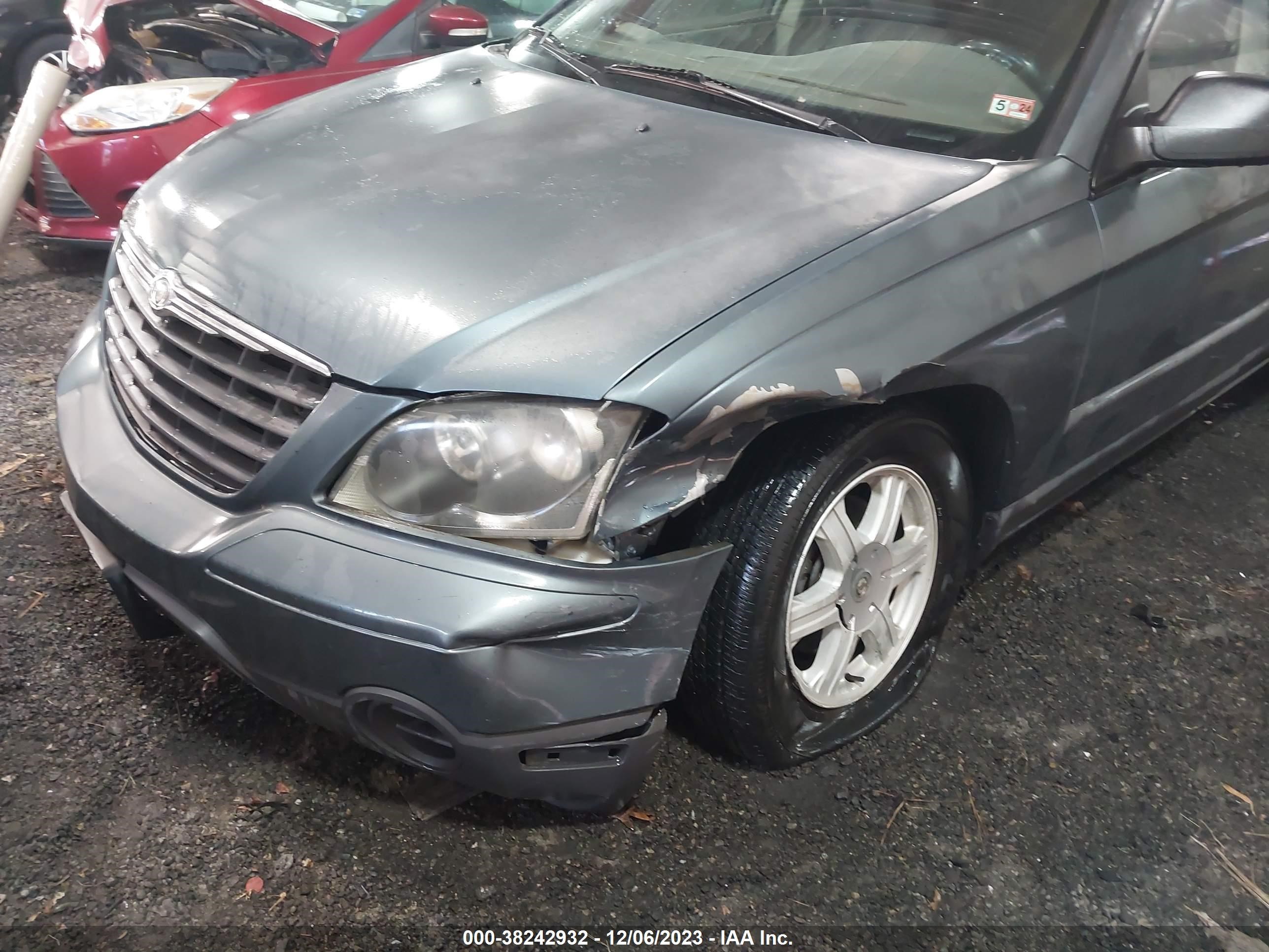 Photo 5 VIN: 2A4GM48436R683371 - CHRYSLER PACIFICA 