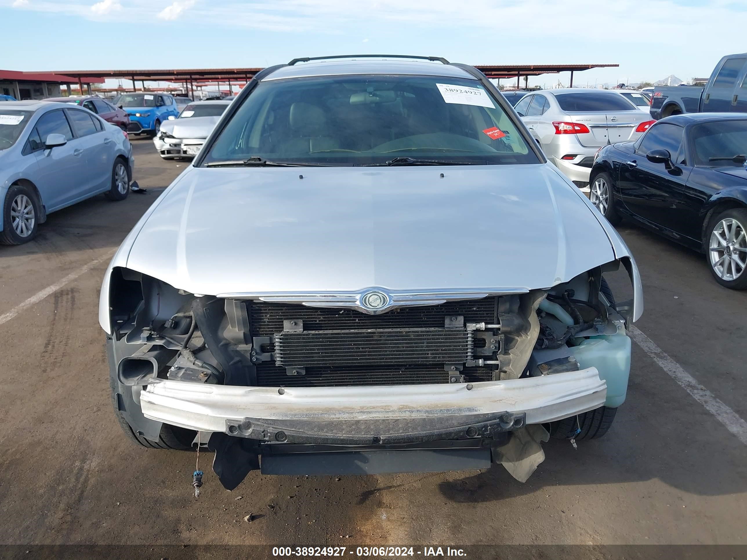 Photo 12 VIN: 2A4GM68406R614231 - CHRYSLER PACIFICA 