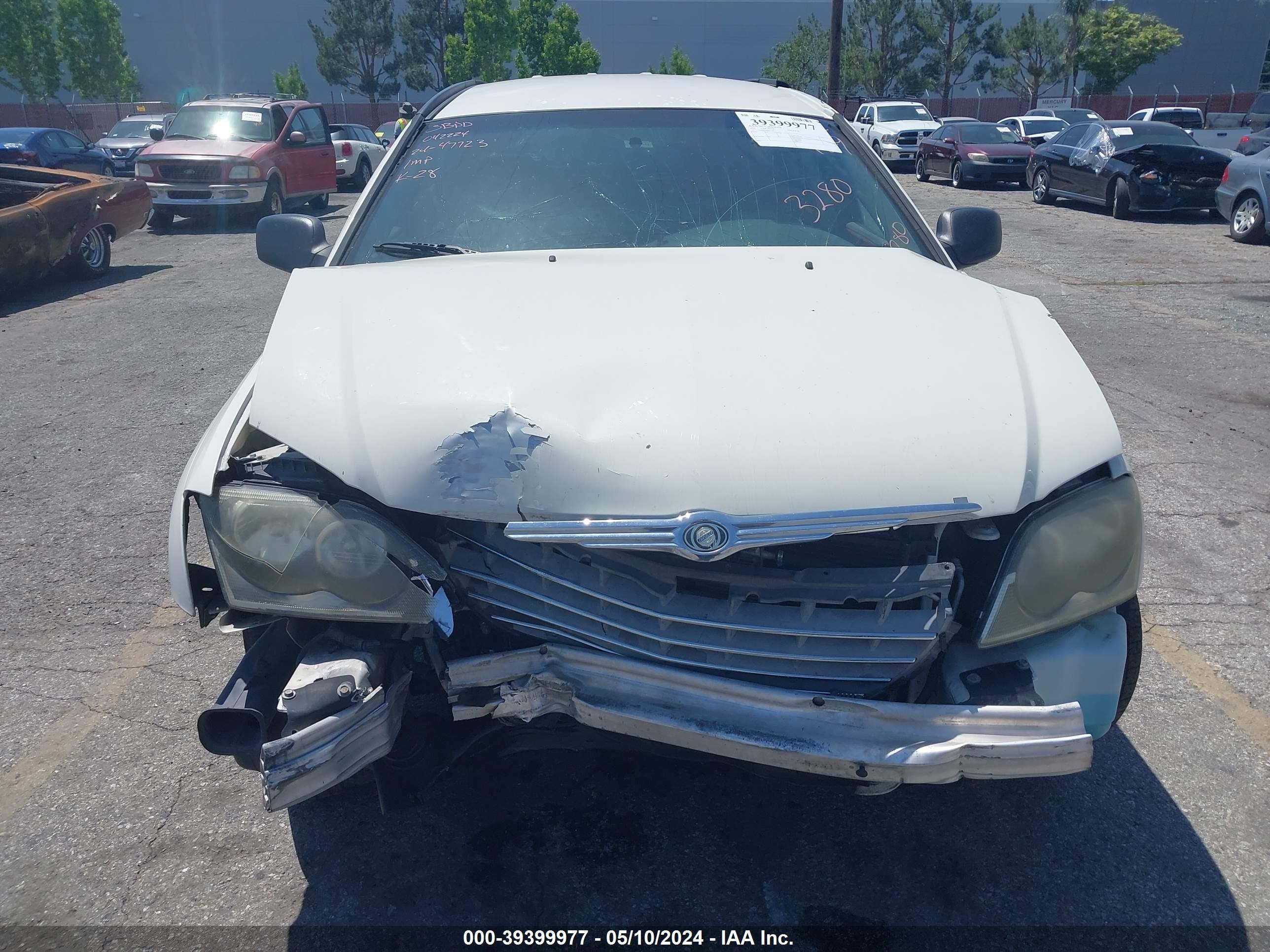 Photo 12 VIN: 2A4GM68406R673280 - CHRYSLER PACIFICA 