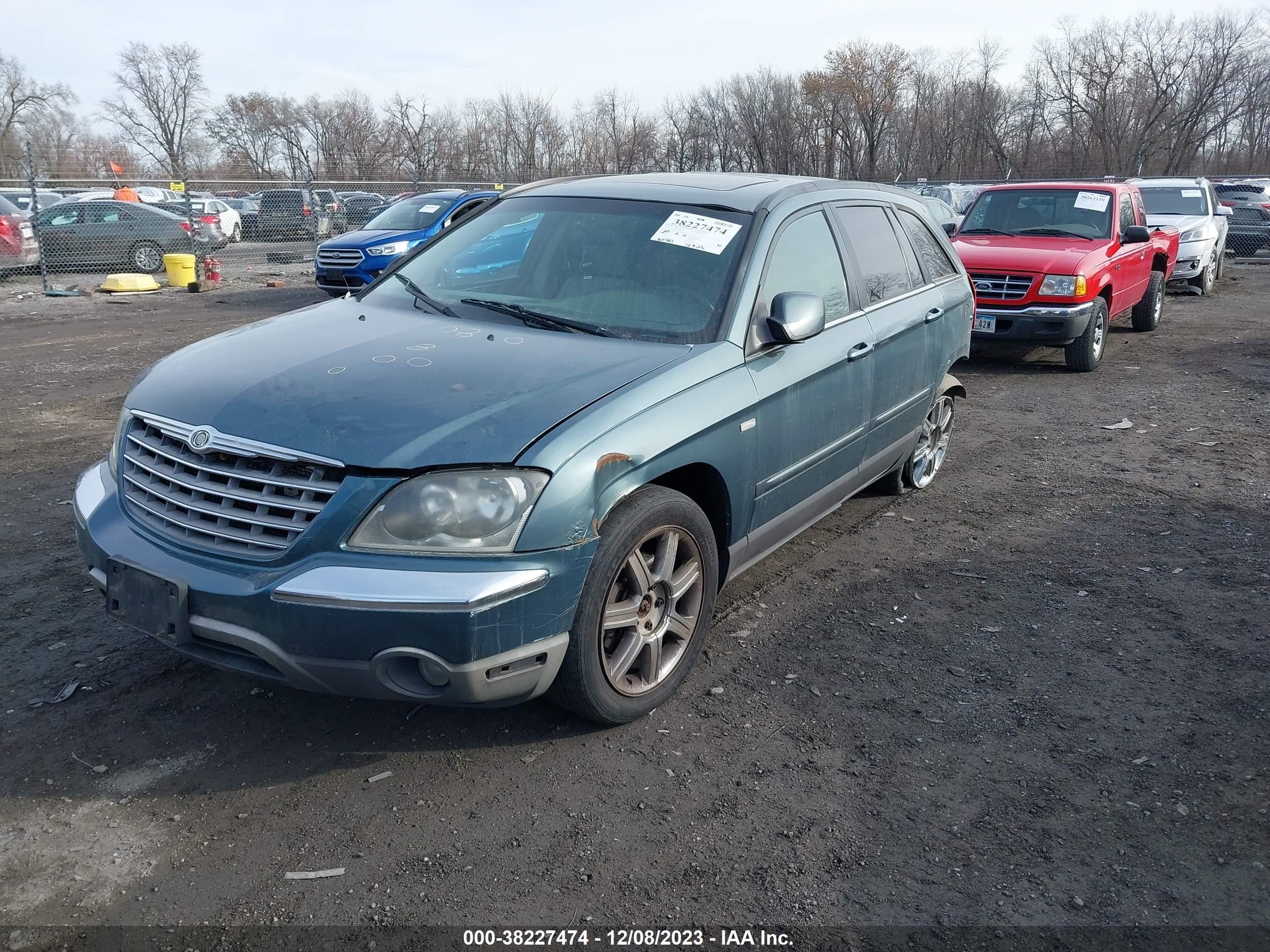 Photo 1 VIN: 2A4GM68406R718833 - CHRYSLER PACIFICA 