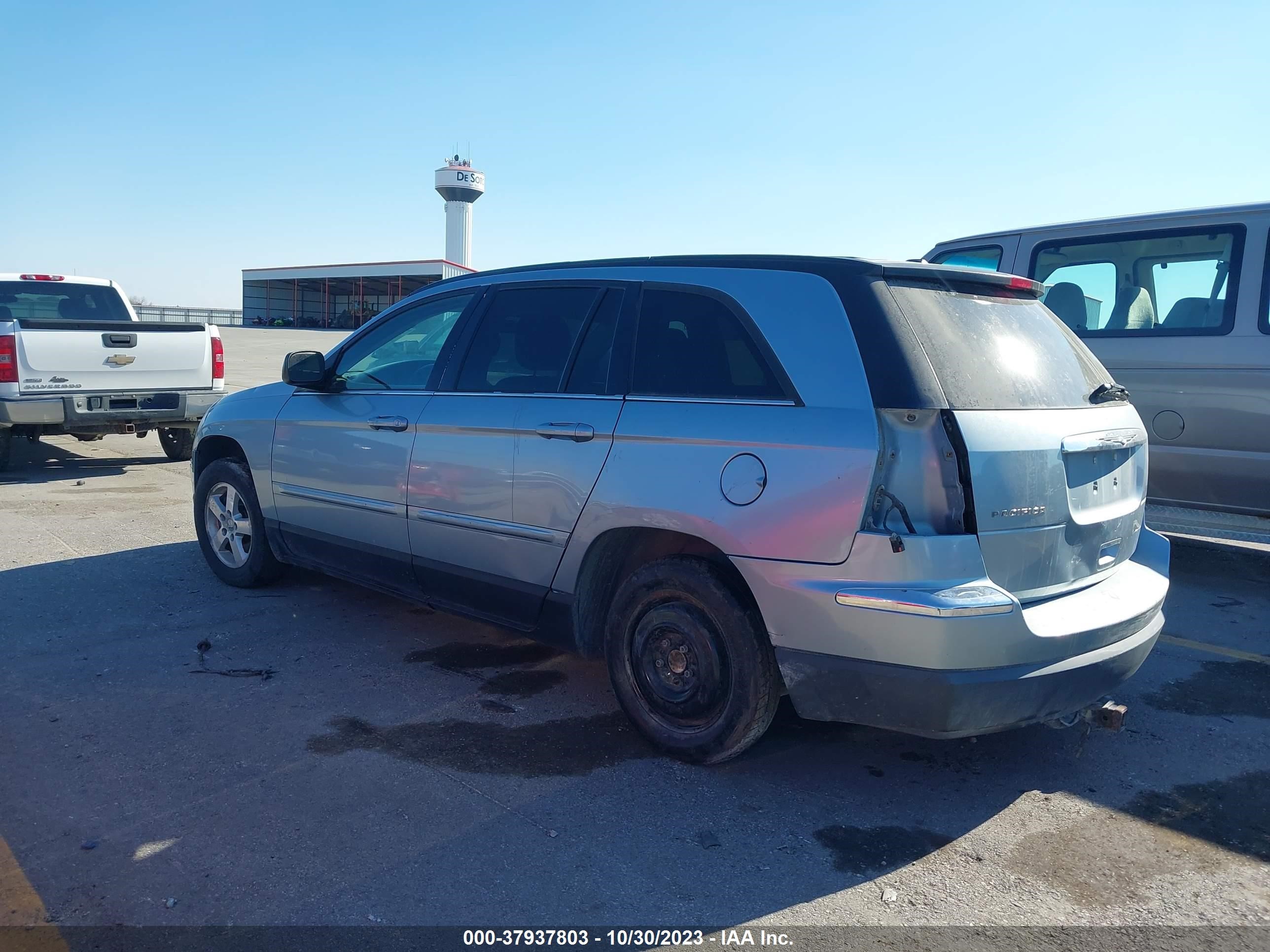 Photo 2 VIN: 2A4GM68426R777107 - CHRYSLER PACIFICA 