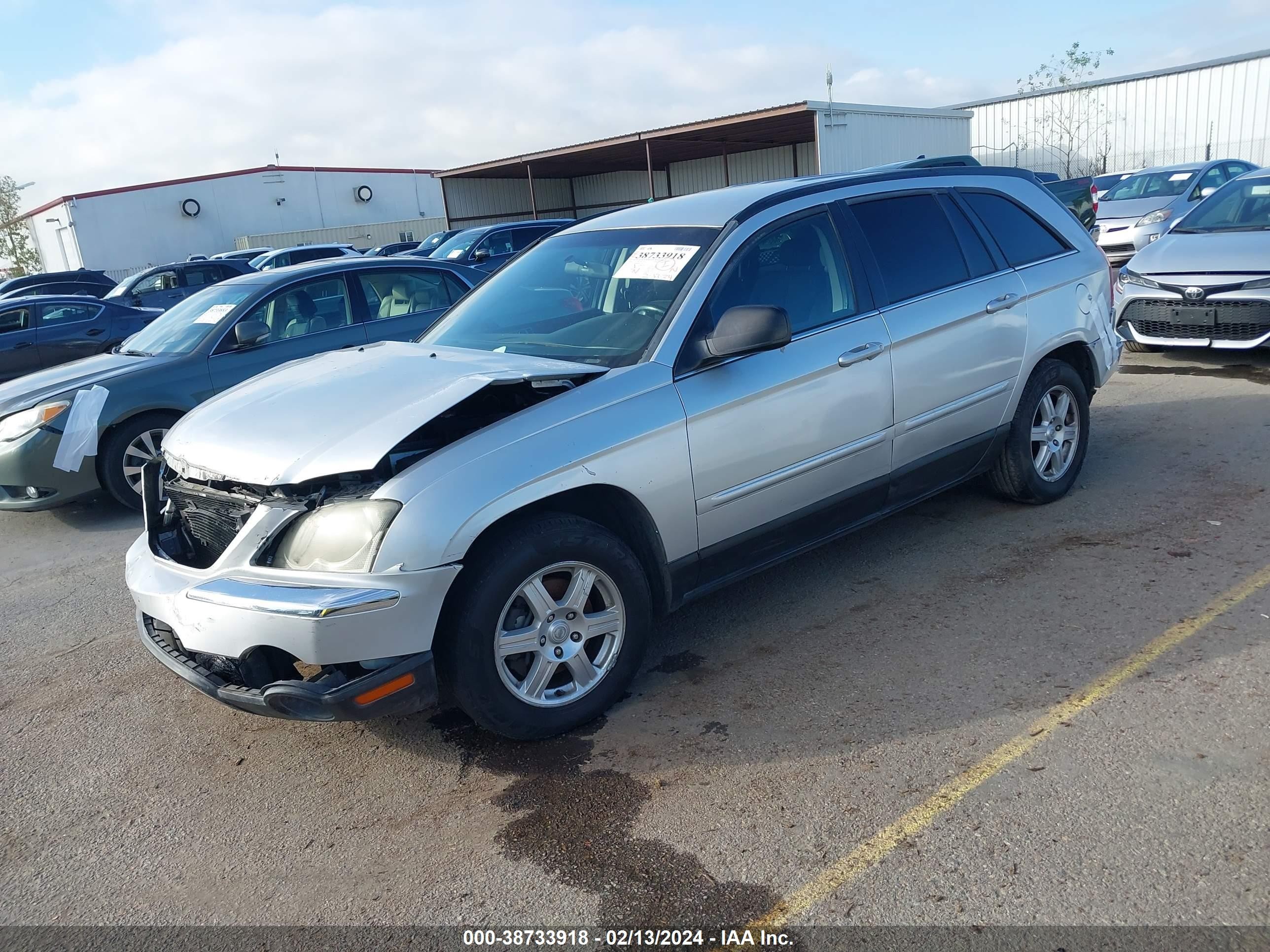 Photo 1 VIN: 2A4GM68446R867200 - CHRYSLER PACIFICA 