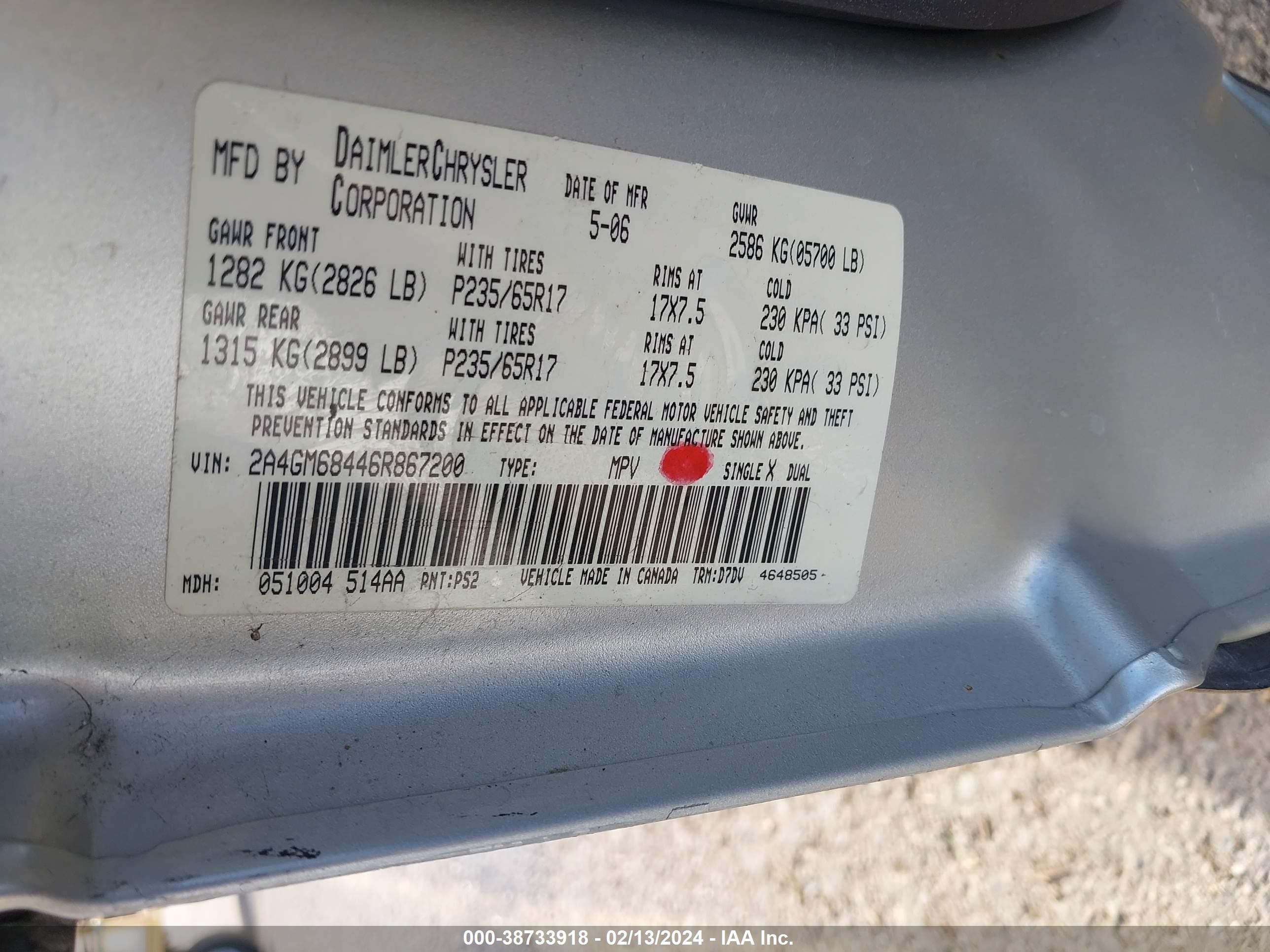 Photo 8 VIN: 2A4GM68446R867200 - CHRYSLER PACIFICA 